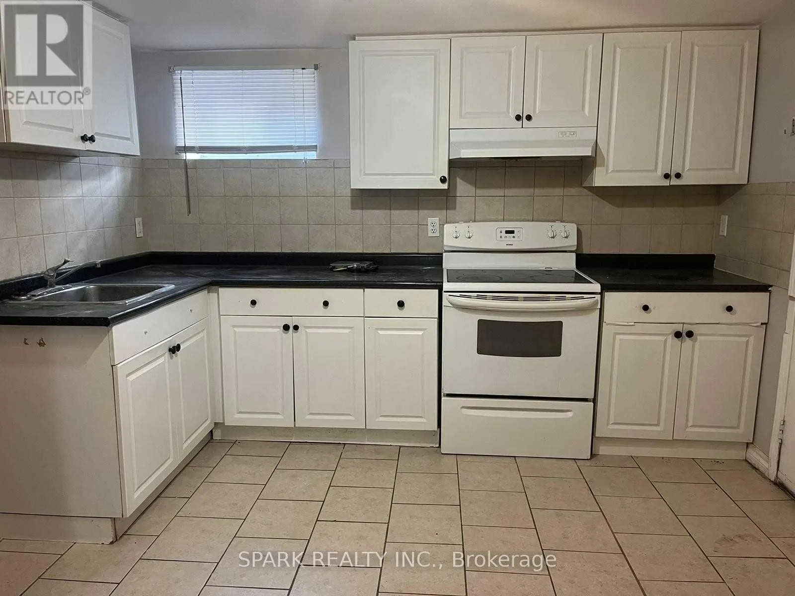 BSMT - 55 MOORE STREET