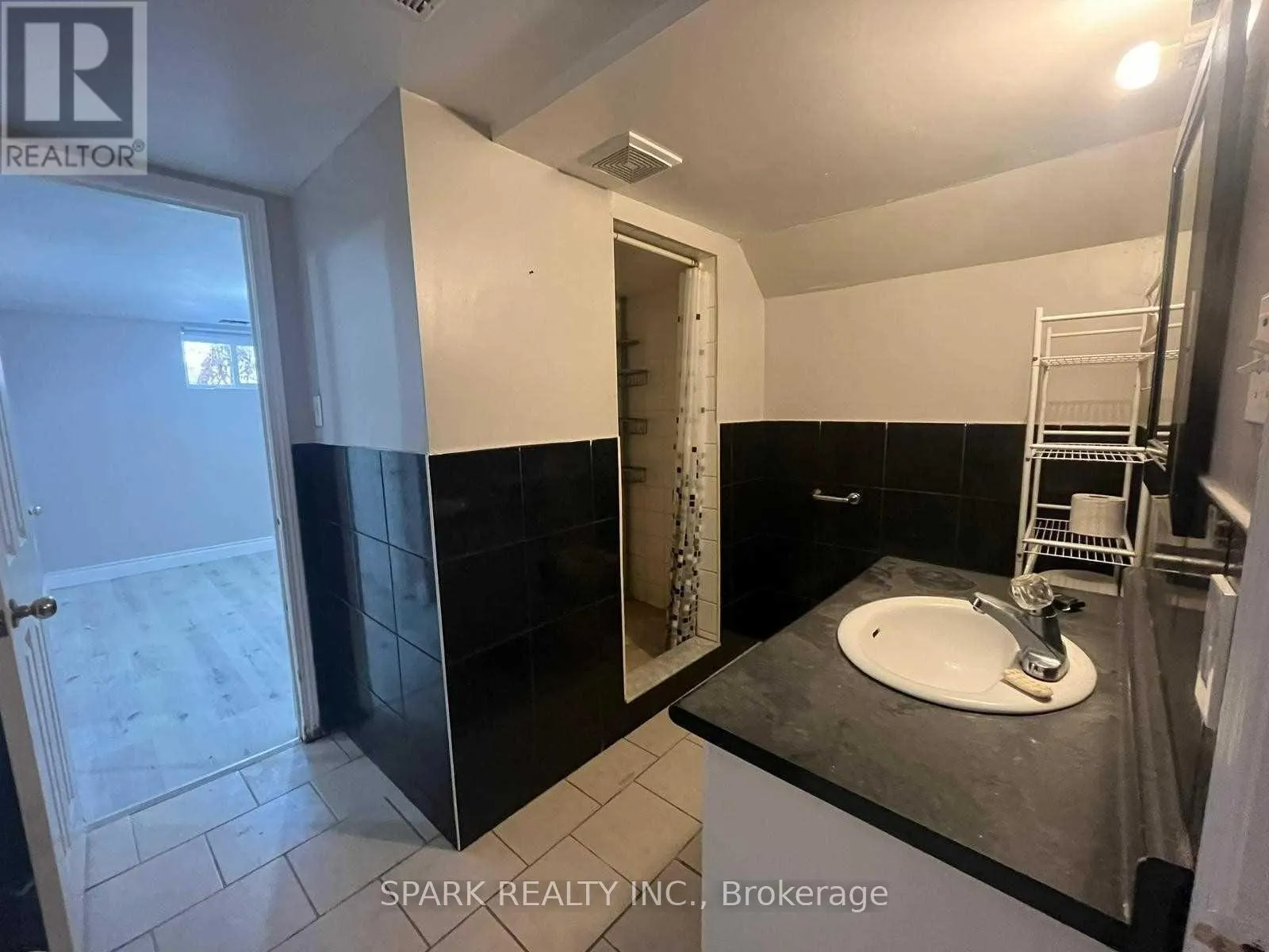 BSMT - 55 MOORE STREET