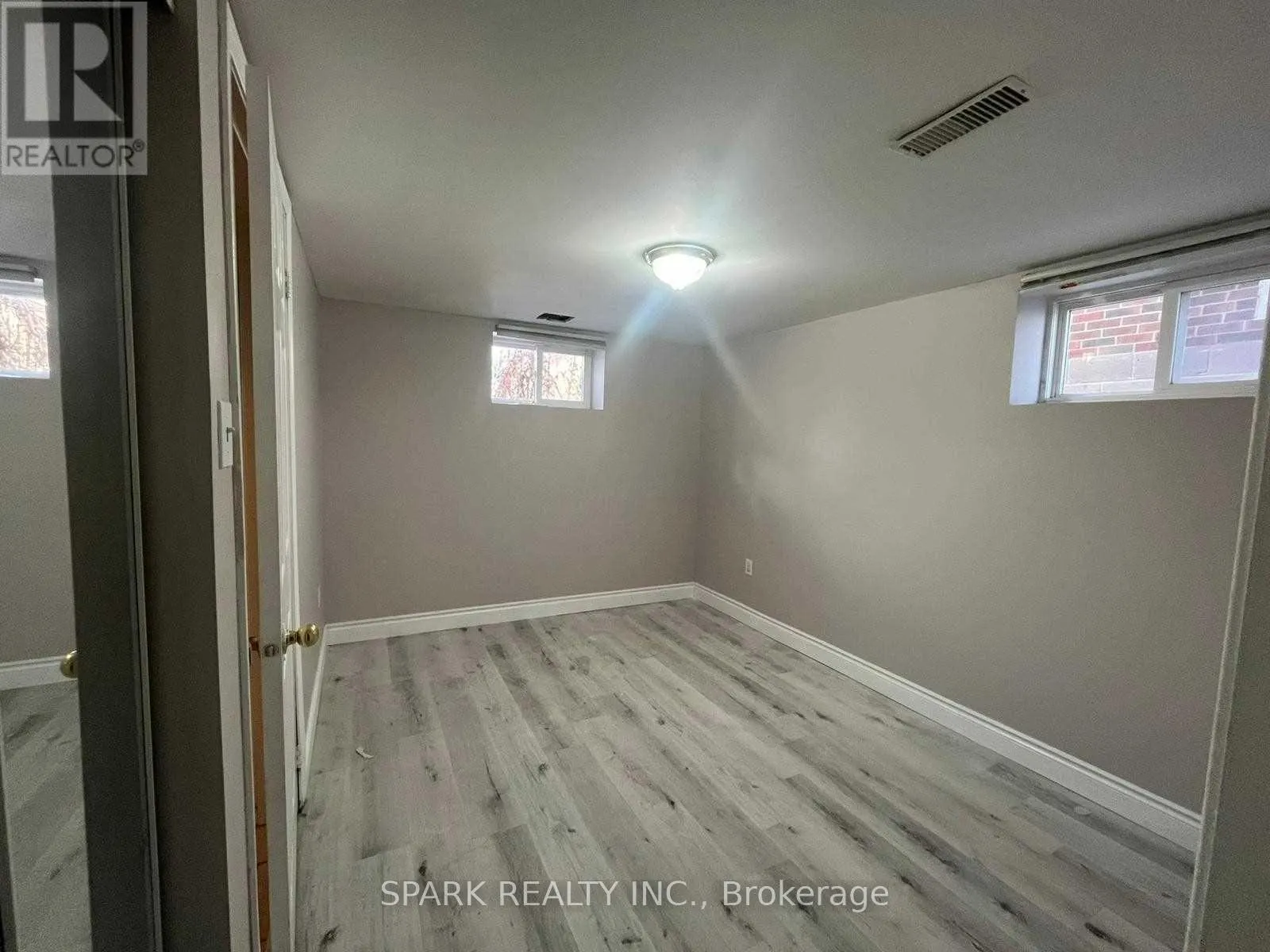 BSMT - 55 MOORE STREET