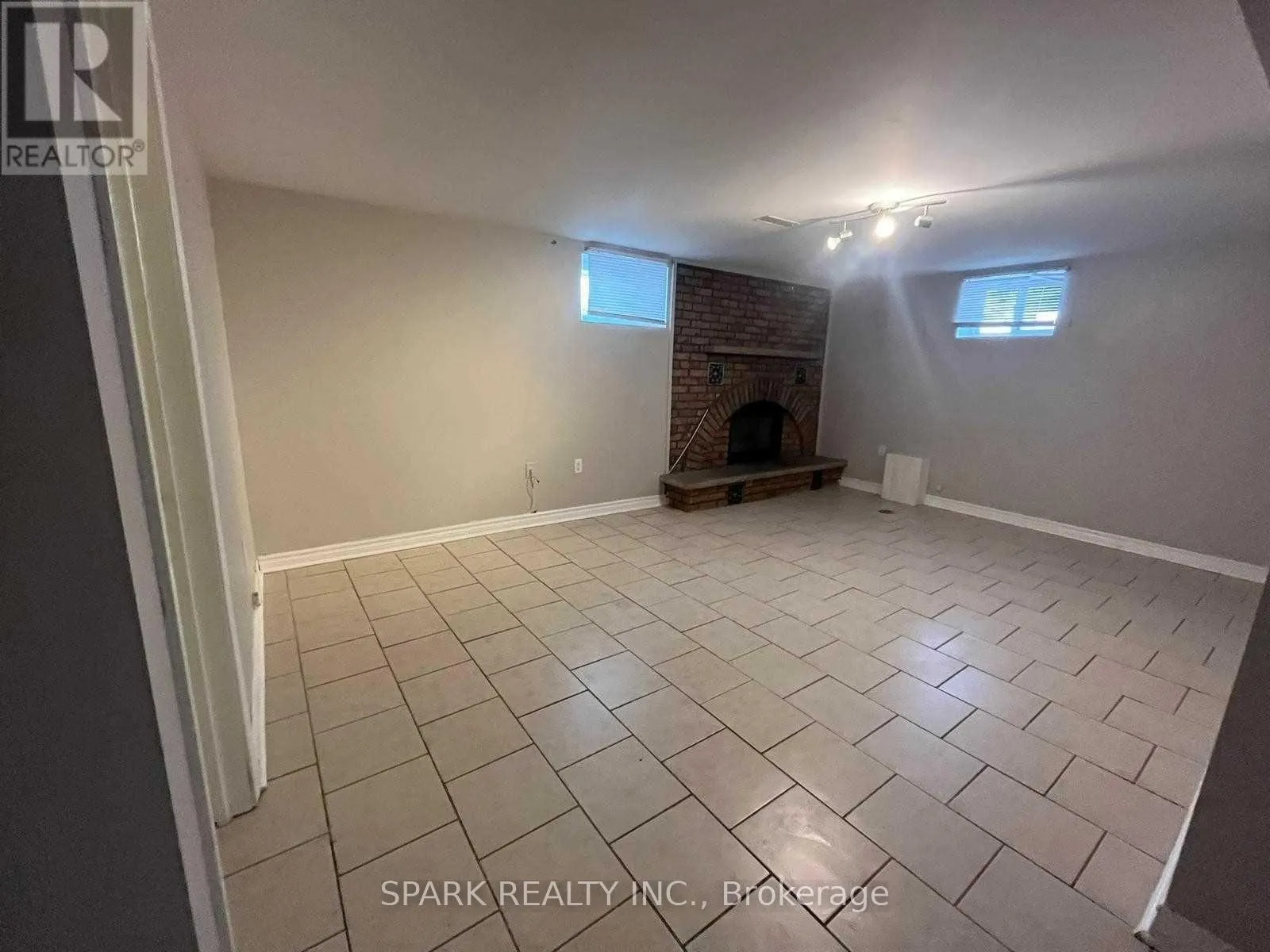 BSMT - 55 MOORE STREET