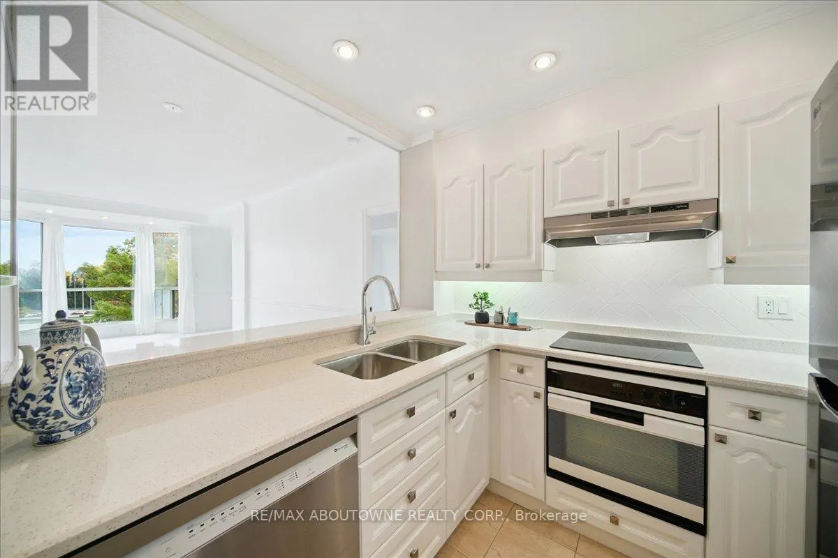 314 - 2511 LAKESHORE ROAD W