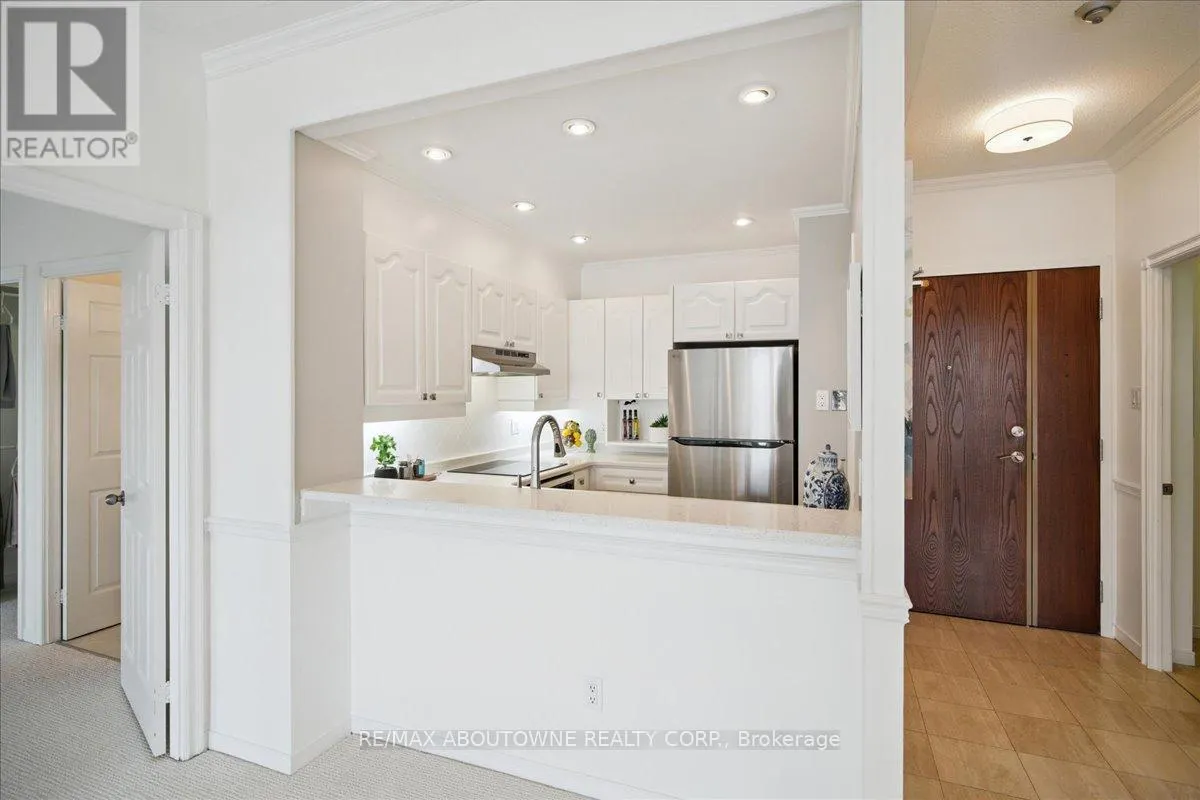 314 - 2511 LAKESHORE ROAD W