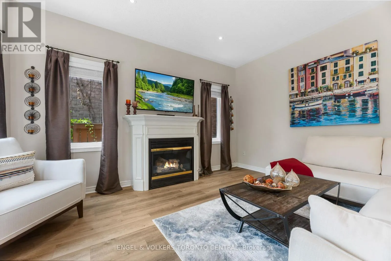 1510 SAMUELSON CIRCLE