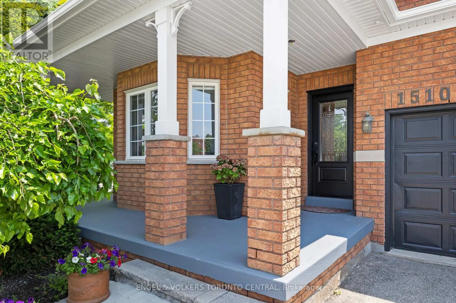 1510 SAMUELSON CIRCLE