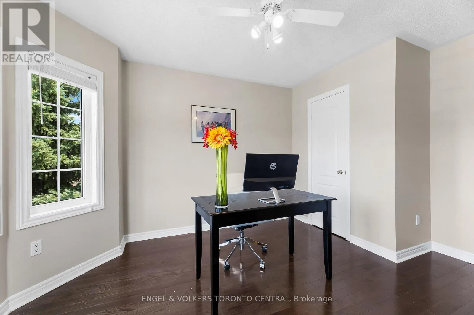 1510 SAMUELSON CIRCLE