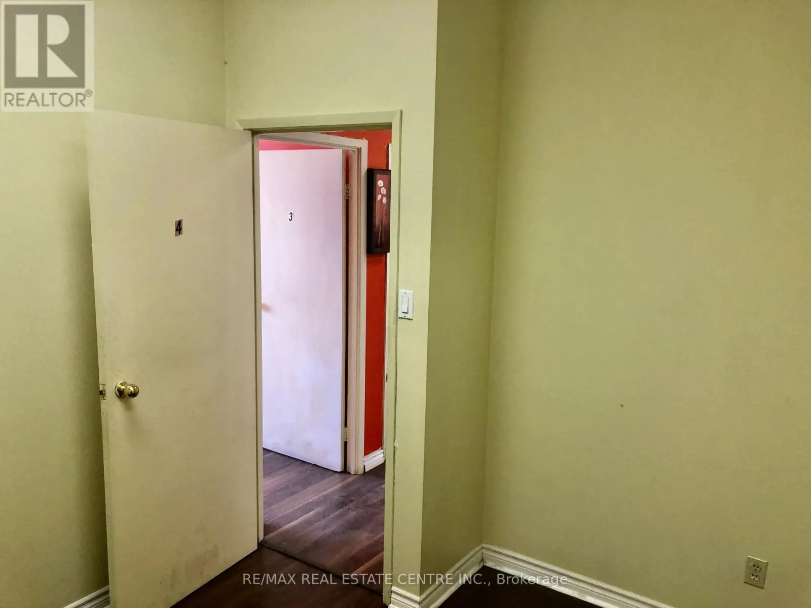 10 - 5775 ATLANTIC DRIVE