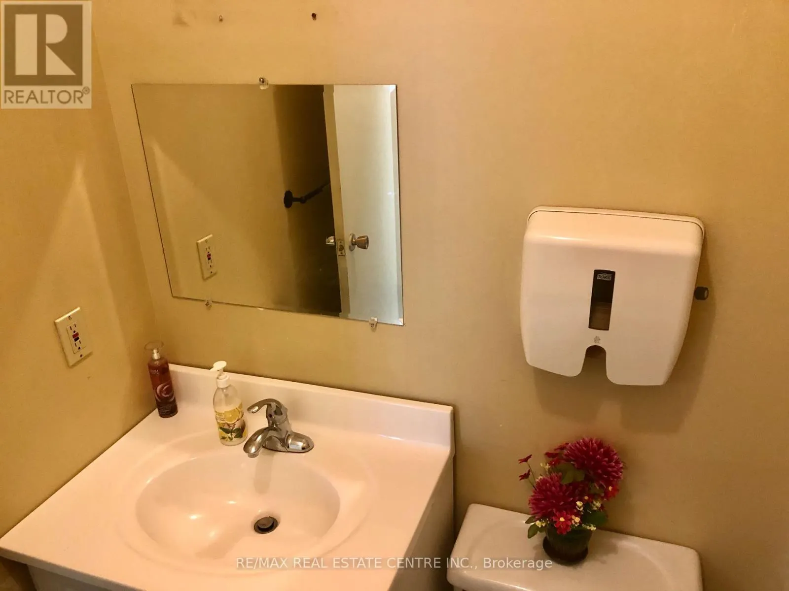 10 - 5775 ATLANTIC DRIVE