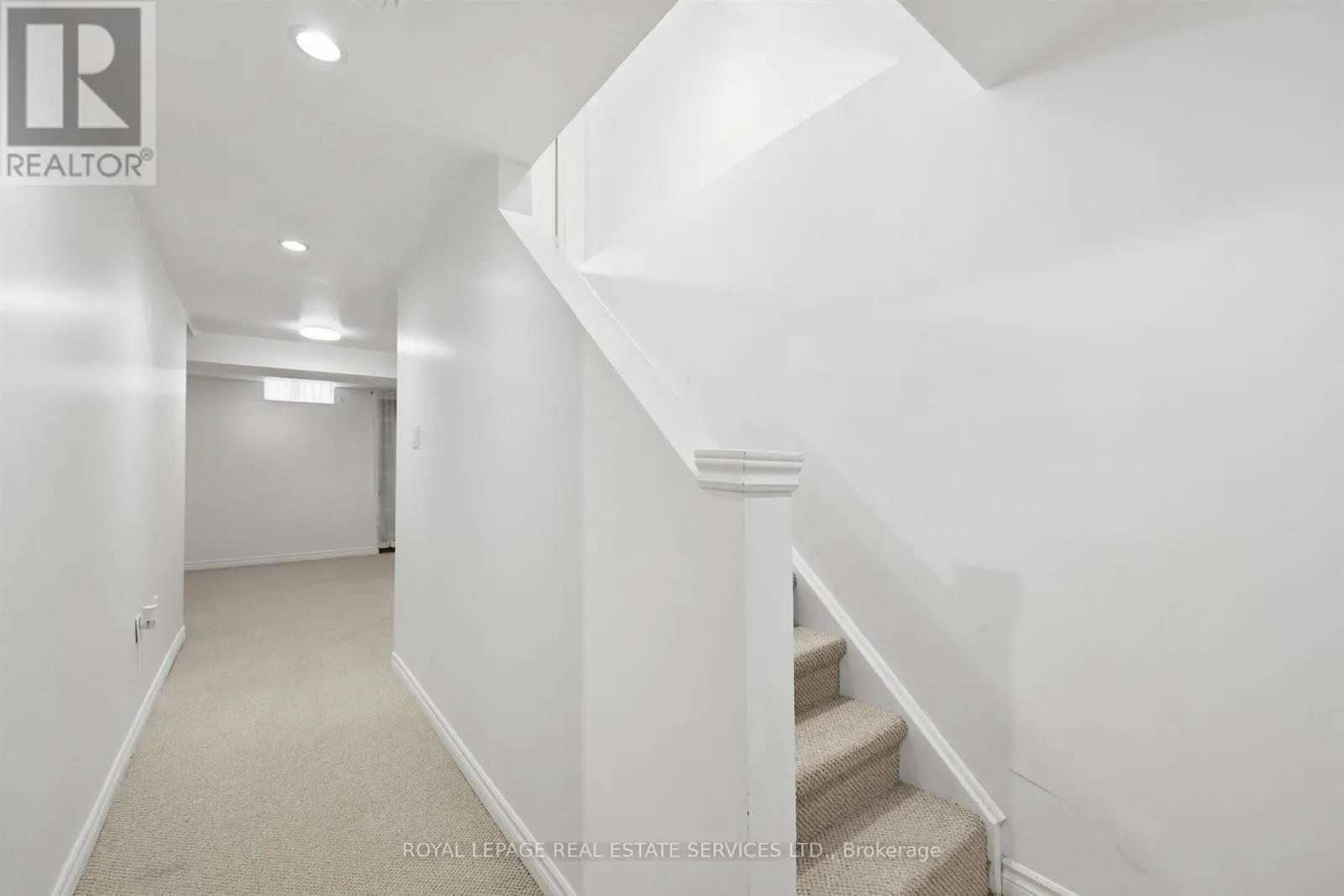 1324 ASHWOOD TERRACE