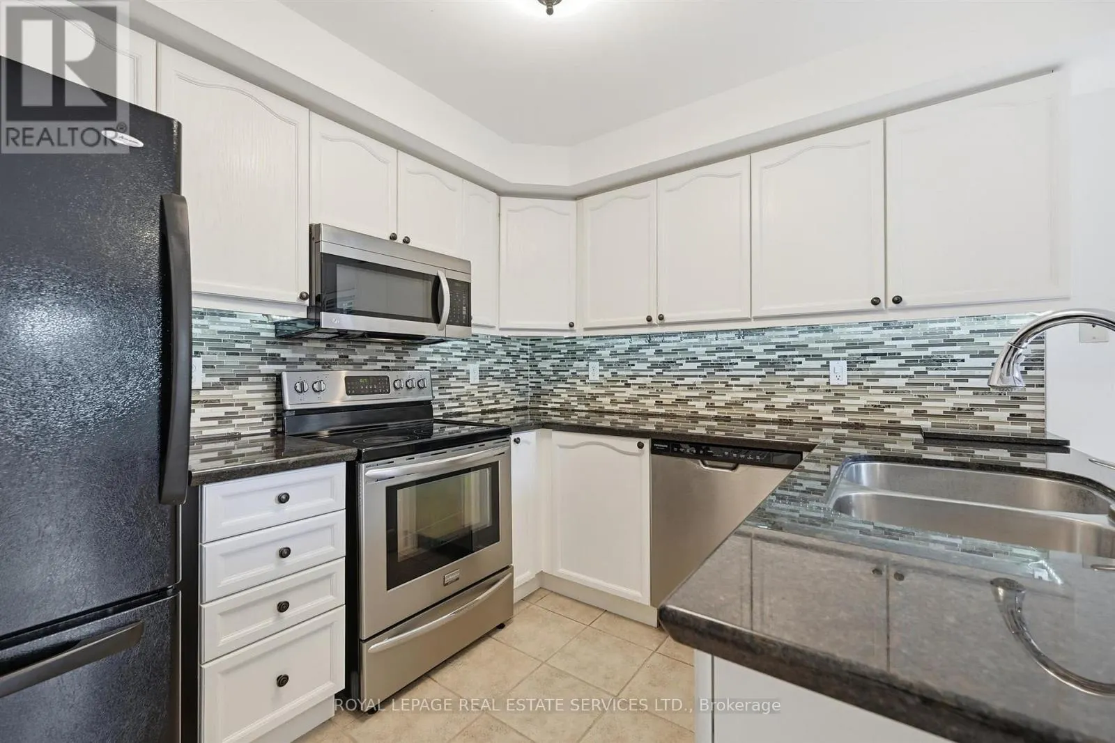 1324 ASHWOOD TERRACE