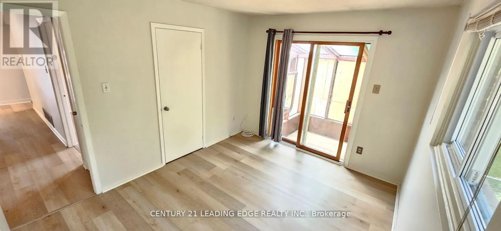 UPPER - 39 MALLARD CRESCENT