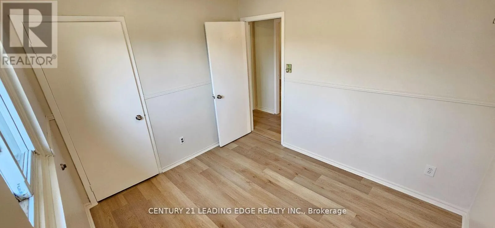 UPPER - 39 MALLARD CRESCENT