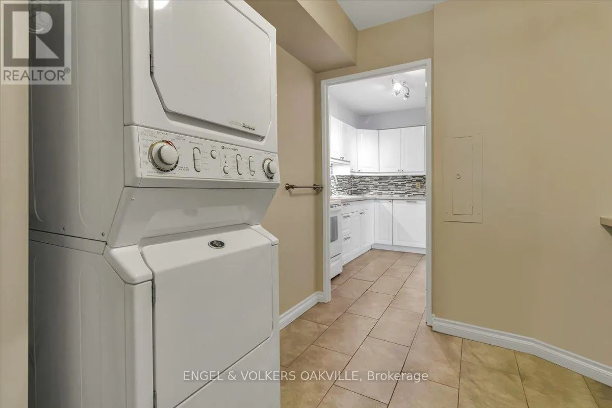 808 - 1580 MISSISSAUGA VALLEY BOULEVARD