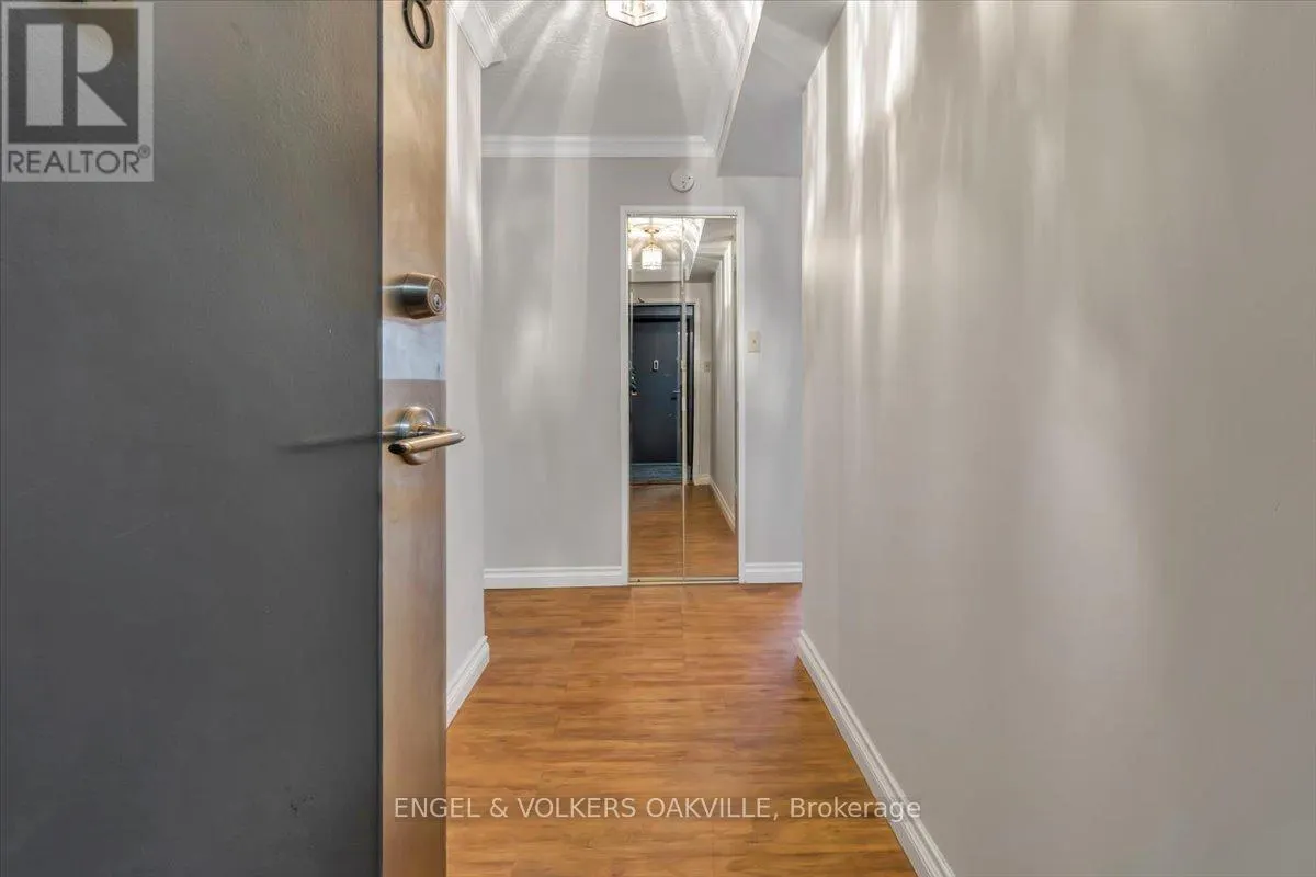 808 - 1580 MISSISSAUGA VALLEY BOULEVARD