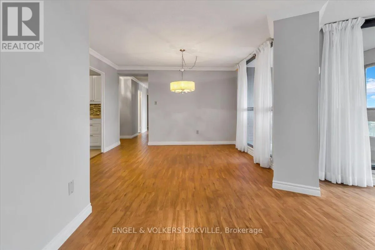 808 - 1580 MISSISSAUGA VALLEY BOULEVARD