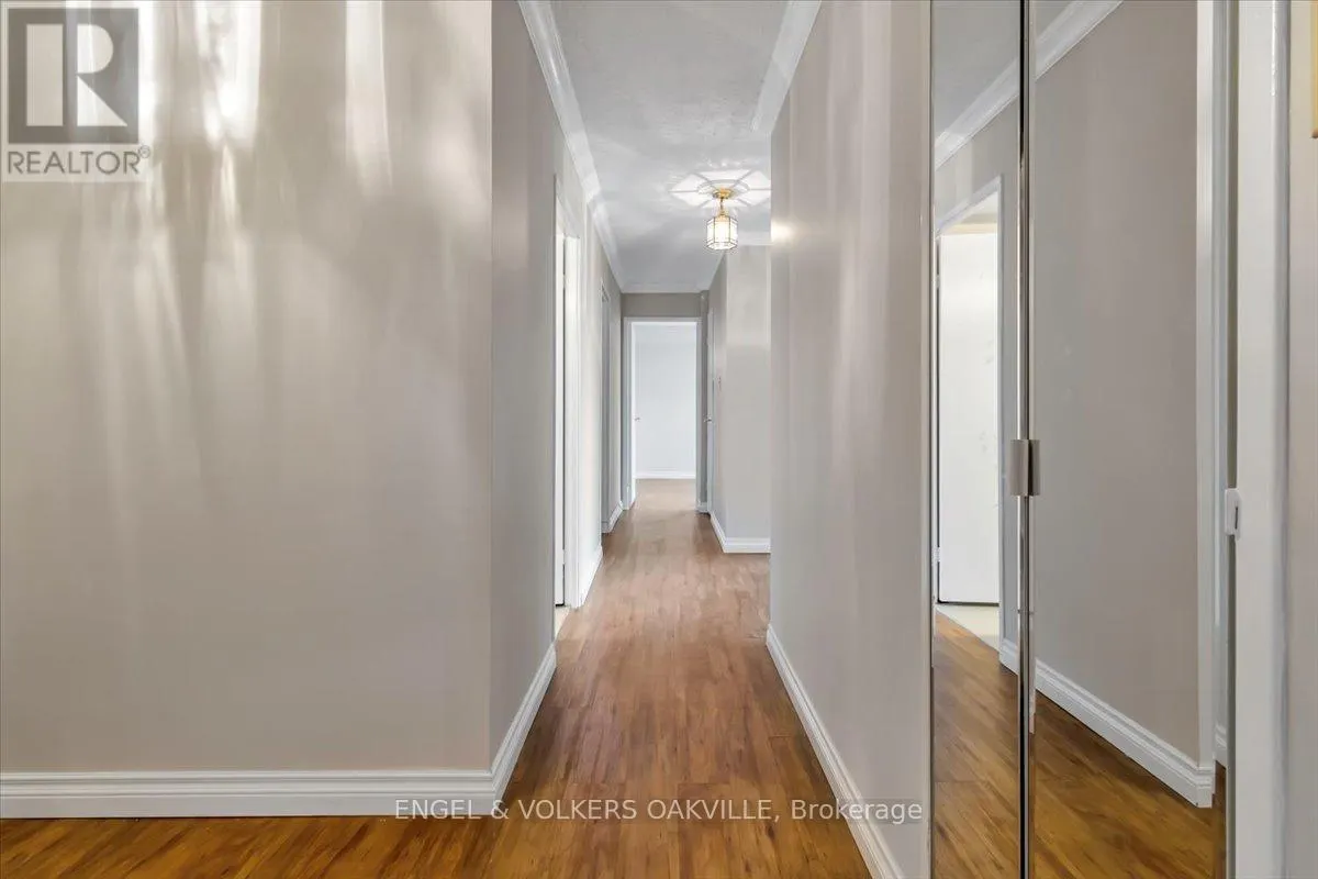 808 - 1580 MISSISSAUGA VALLEY BOULEVARD