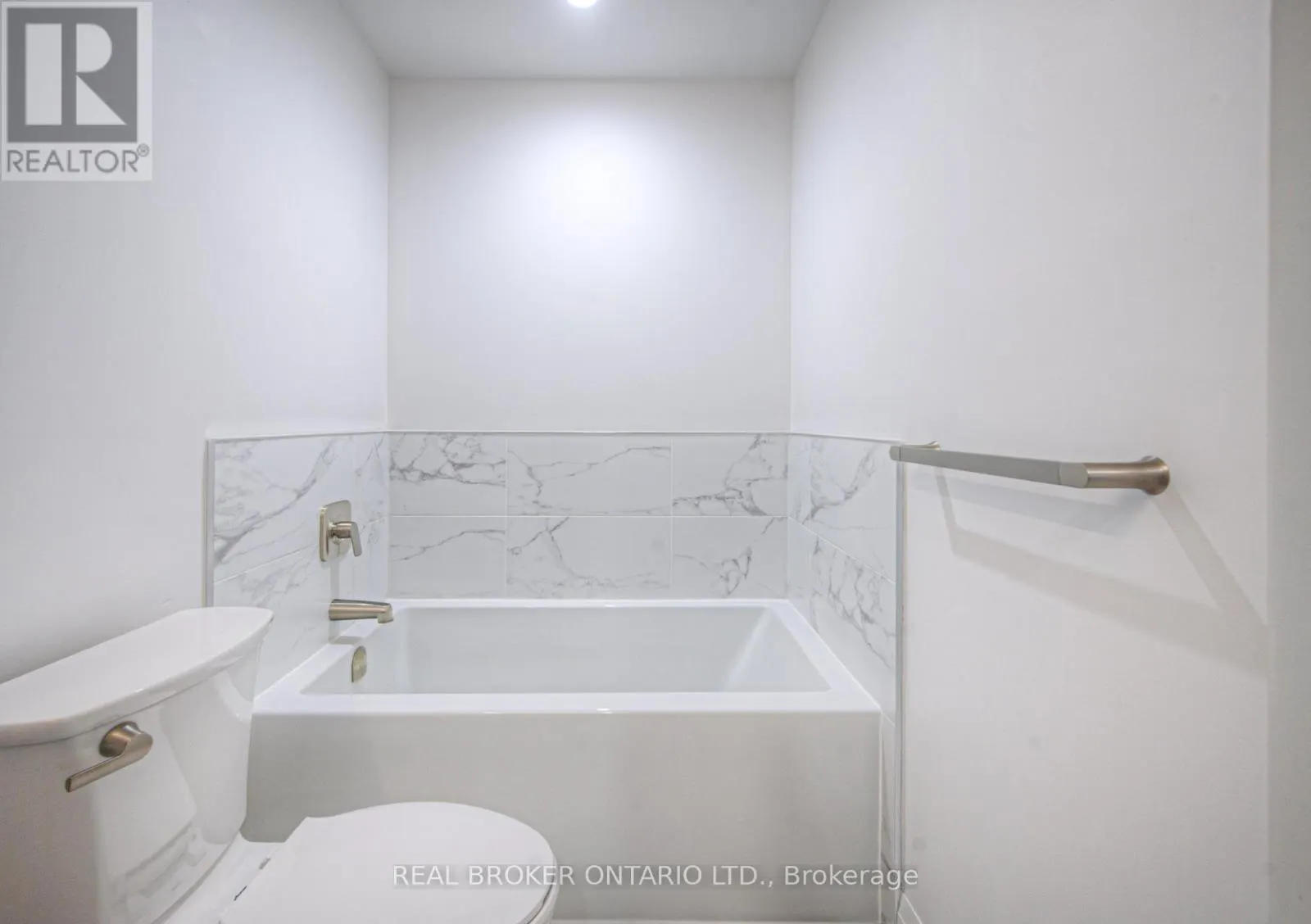 705 - 500 BROCK AVENUE