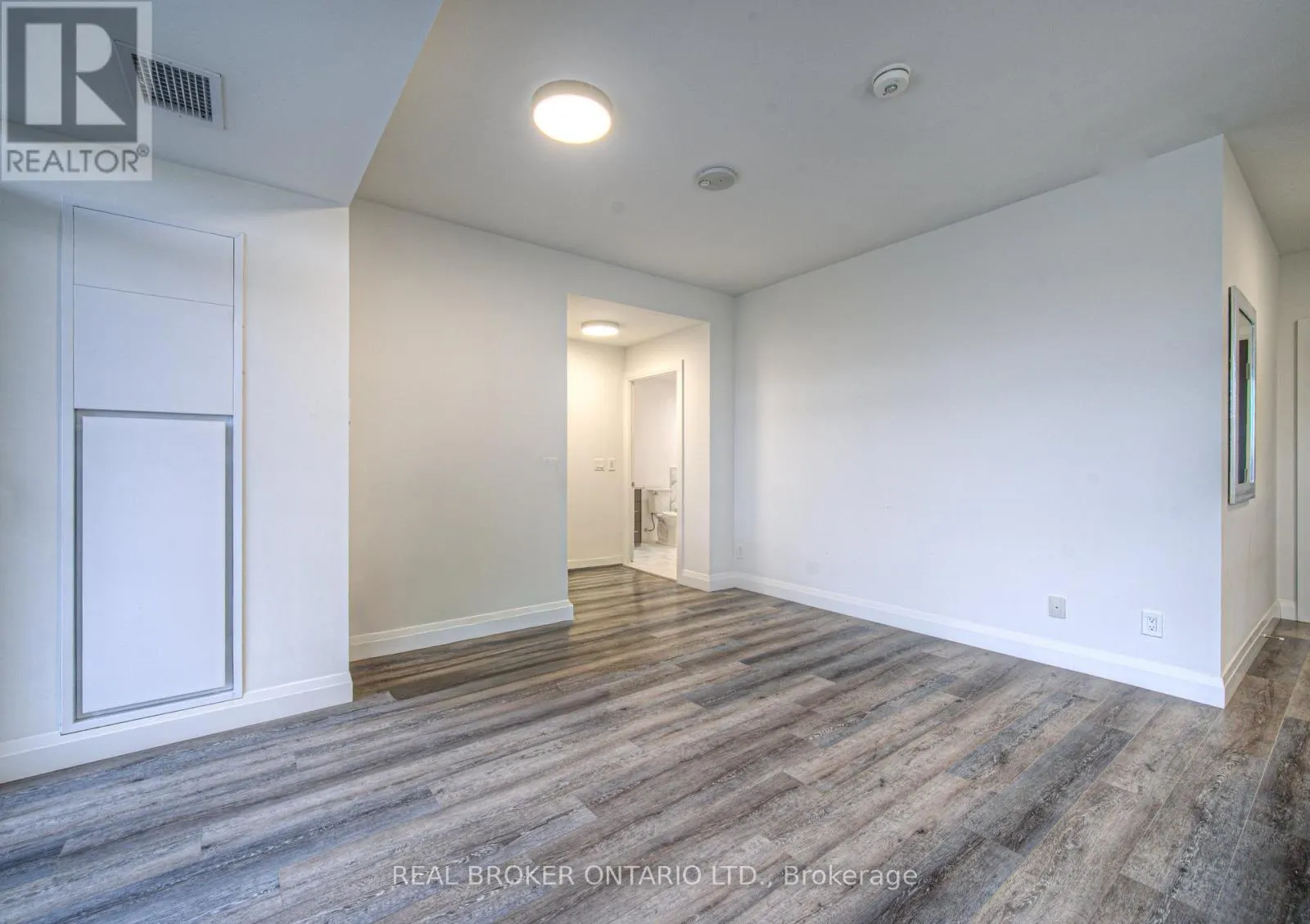 705 - 500 BROCK AVENUE