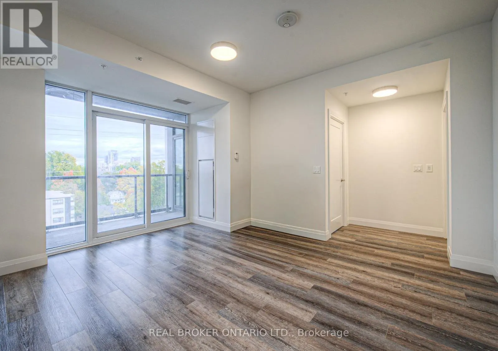 705 - 500 BROCK AVENUE