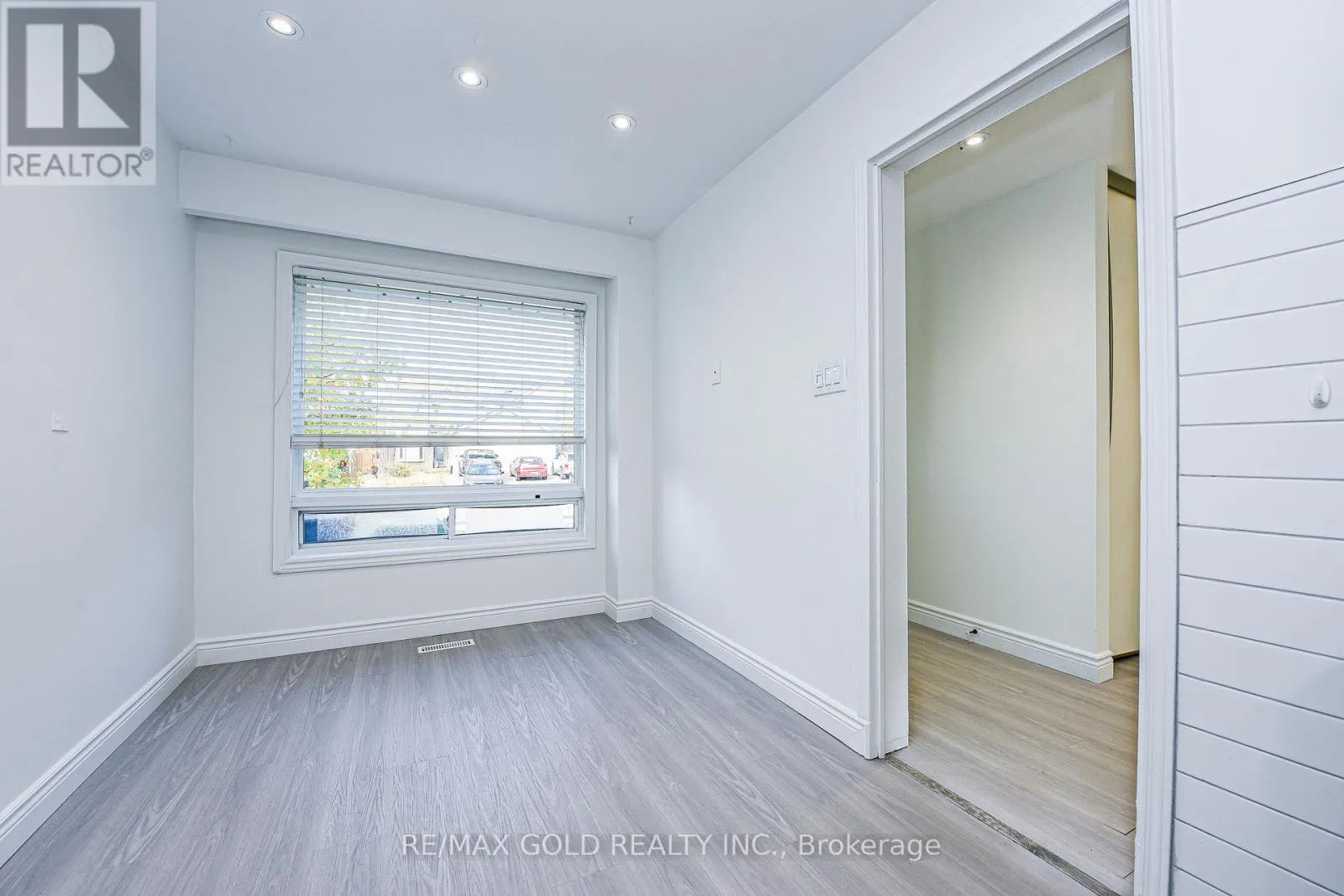 14 NOTTAWASAGA CRESCENT