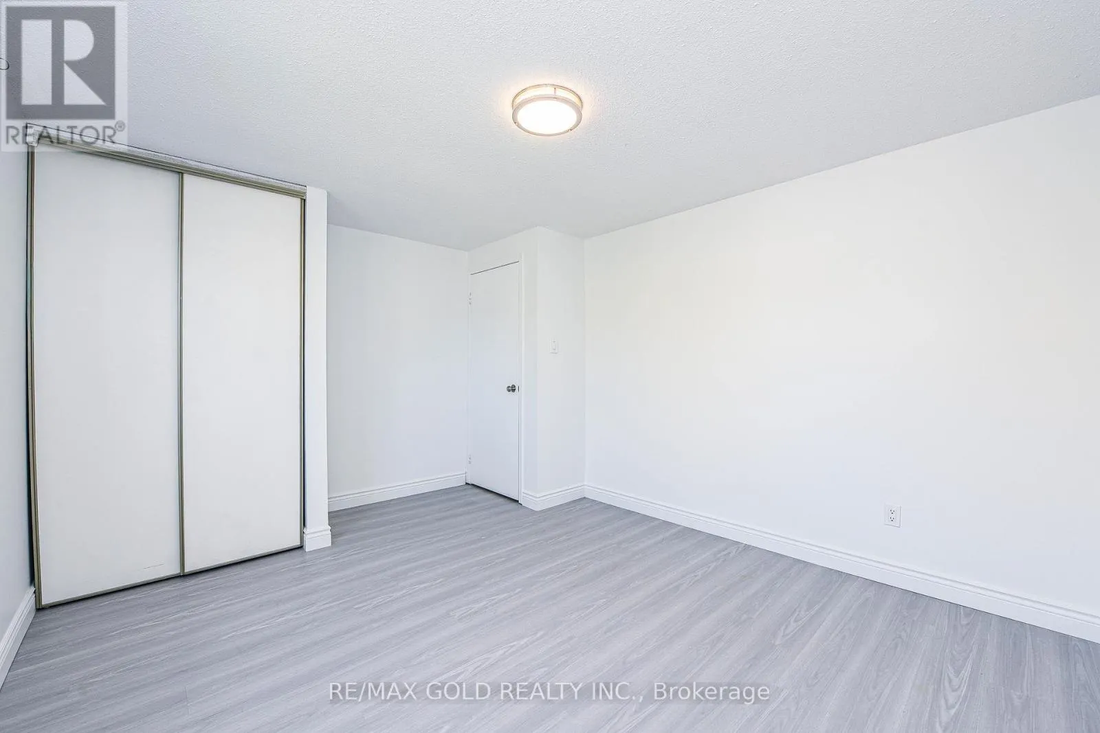 14 NOTTAWASAGA CRESCENT