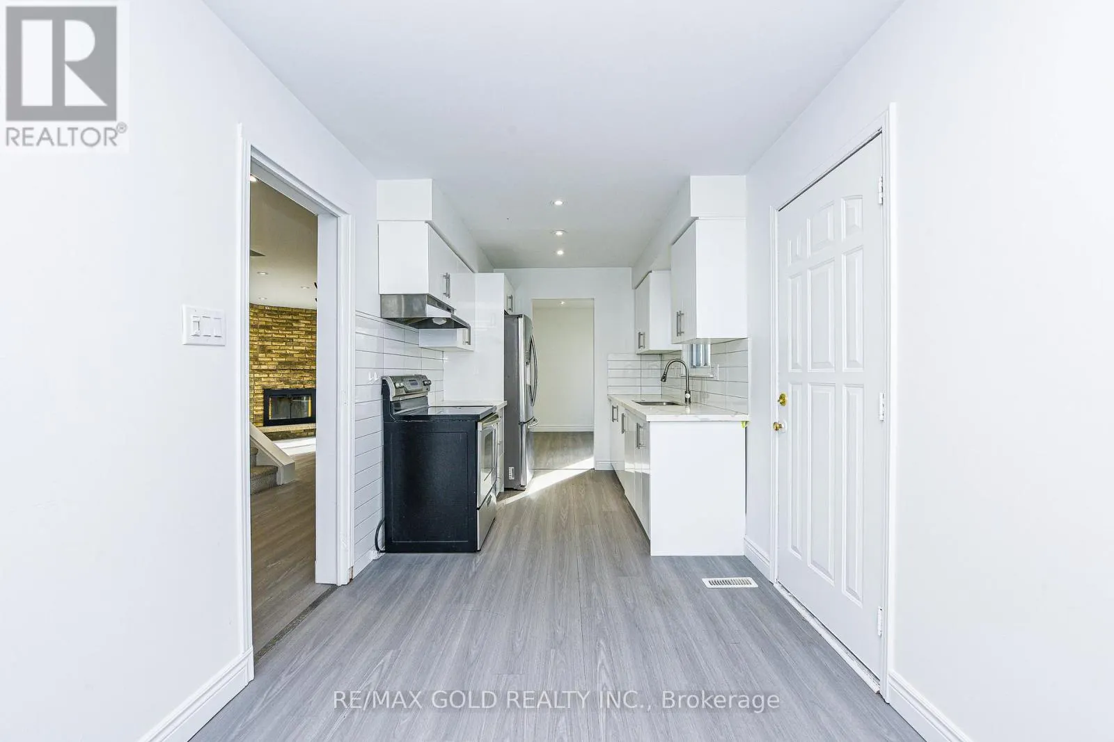 14 NOTTAWASAGA CRESCENT