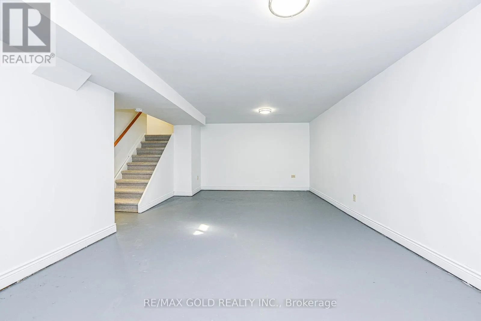 14 NOTTAWASAGA CRESCENT