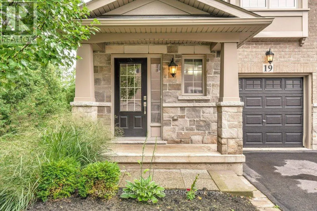 19 - 2086 GHENT AVENUE