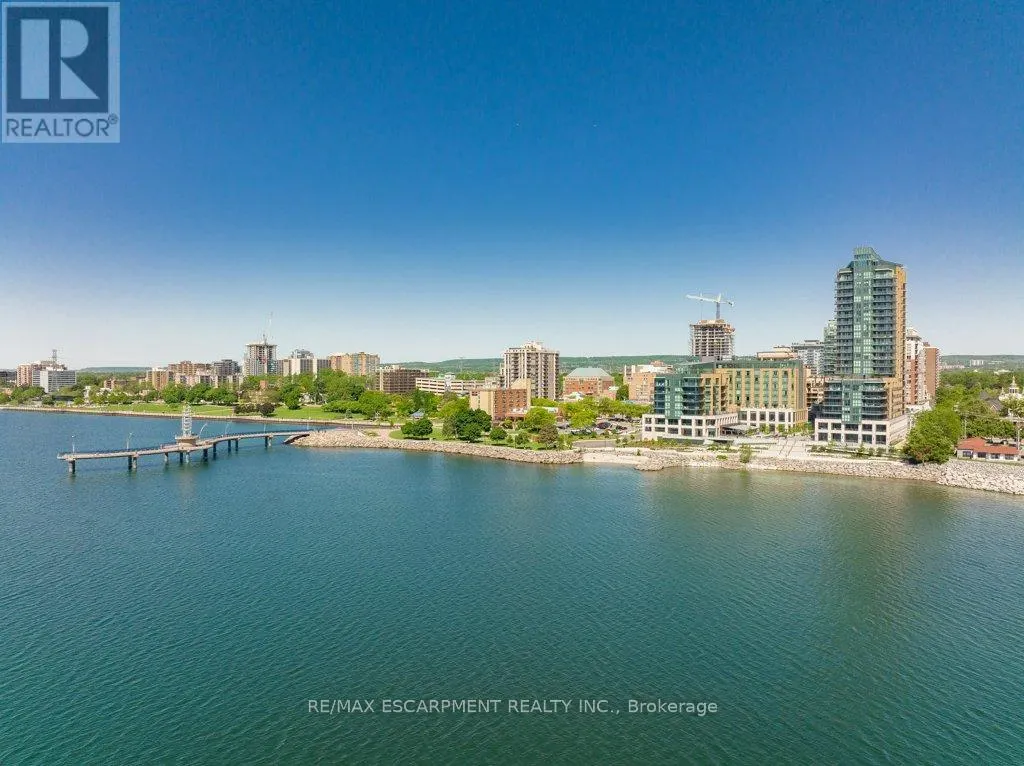 19 - 2086 GHENT AVENUE