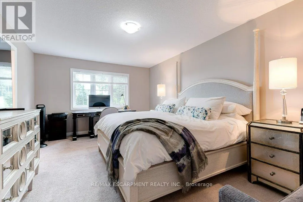 19 - 2086 GHENT AVENUE