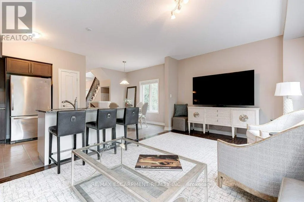 19 - 2086 GHENT AVENUE