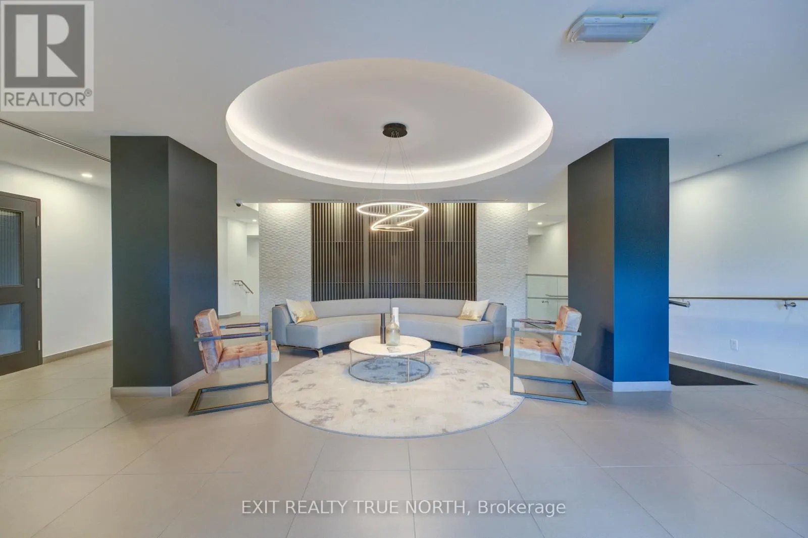 205 - 457 PLAINS ROAD E