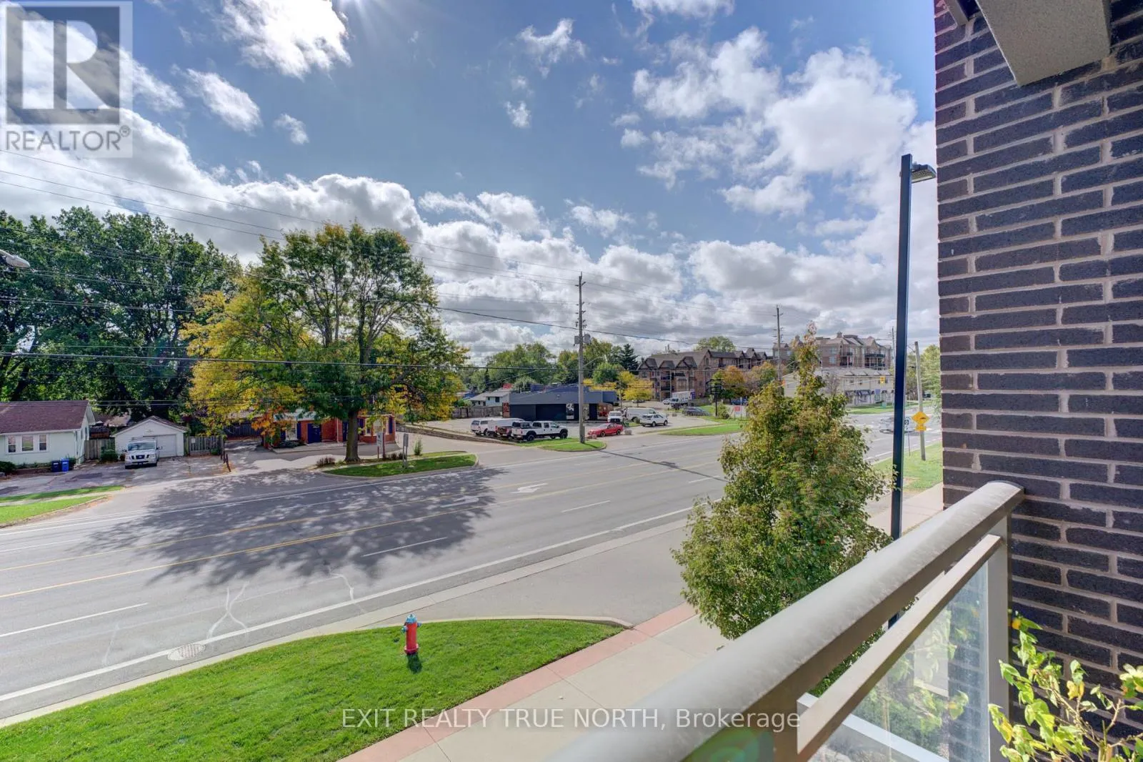 205 - 457 PLAINS ROAD E