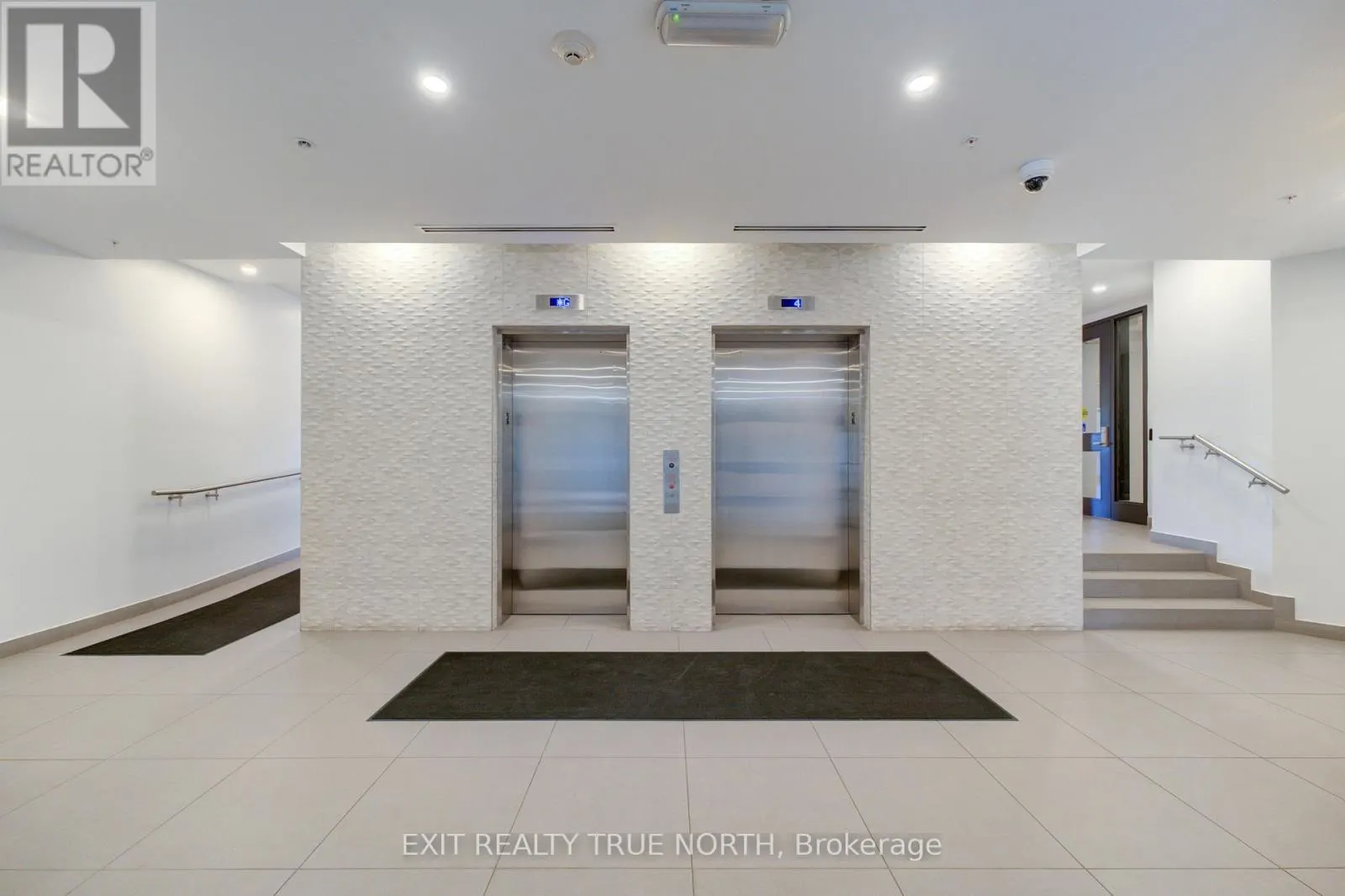 205 - 457 PLAINS ROAD E