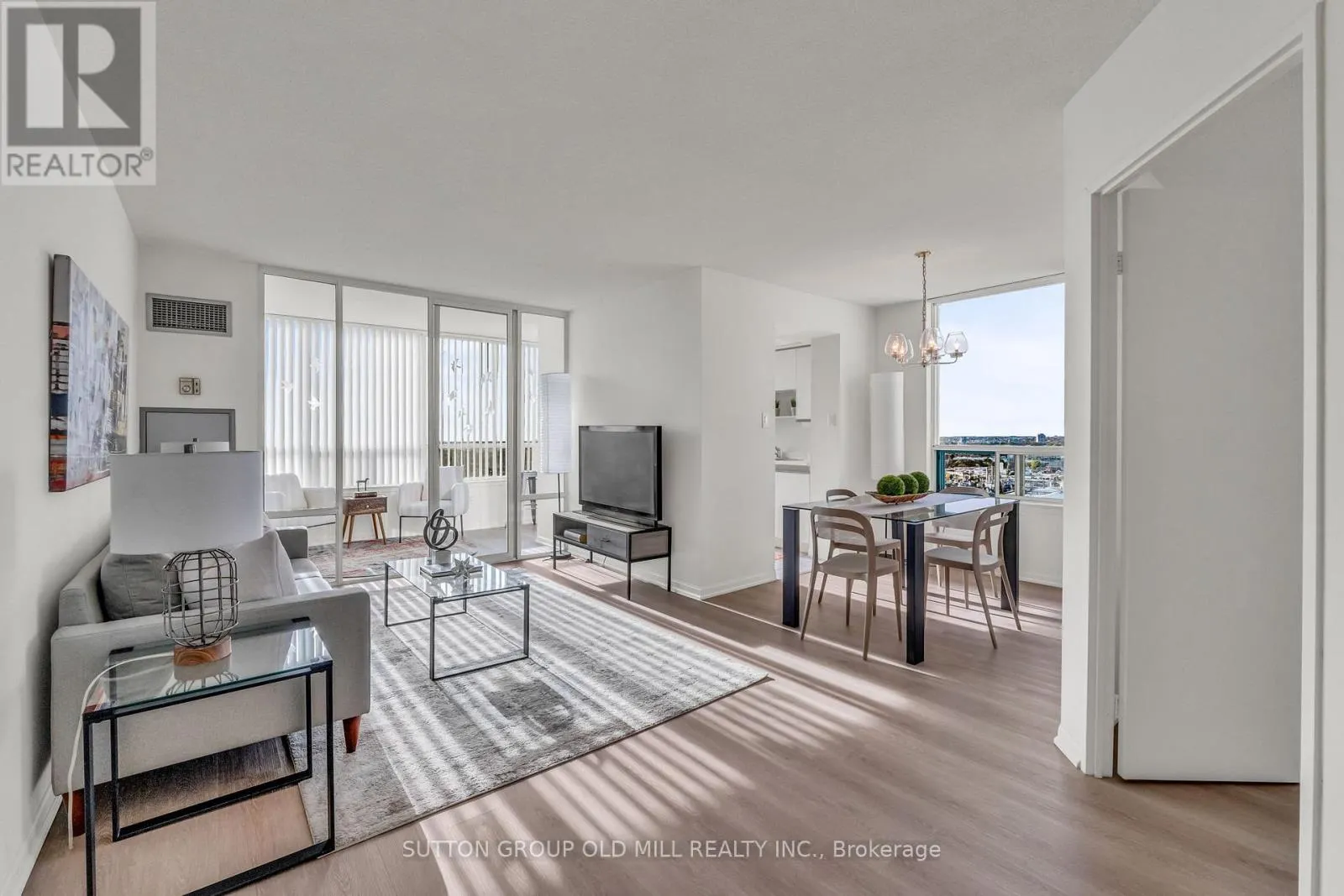 1505 - 550 WEBB DRIVE