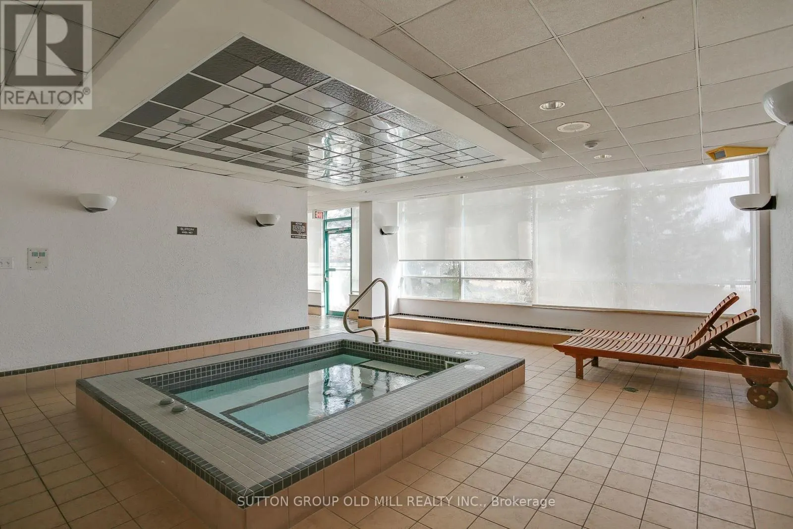 1505 - 550 WEBB DRIVE