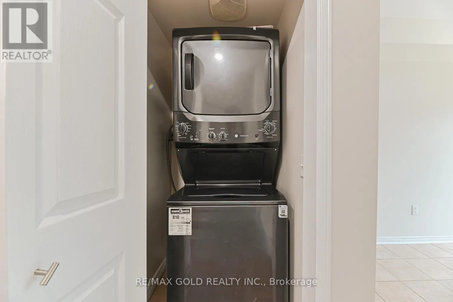 14 - 50 STRATHAVEN DRIVE