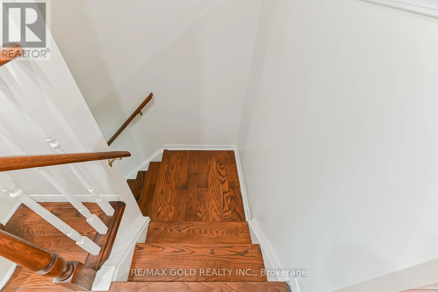 14 - 50 STRATHAVEN DRIVE