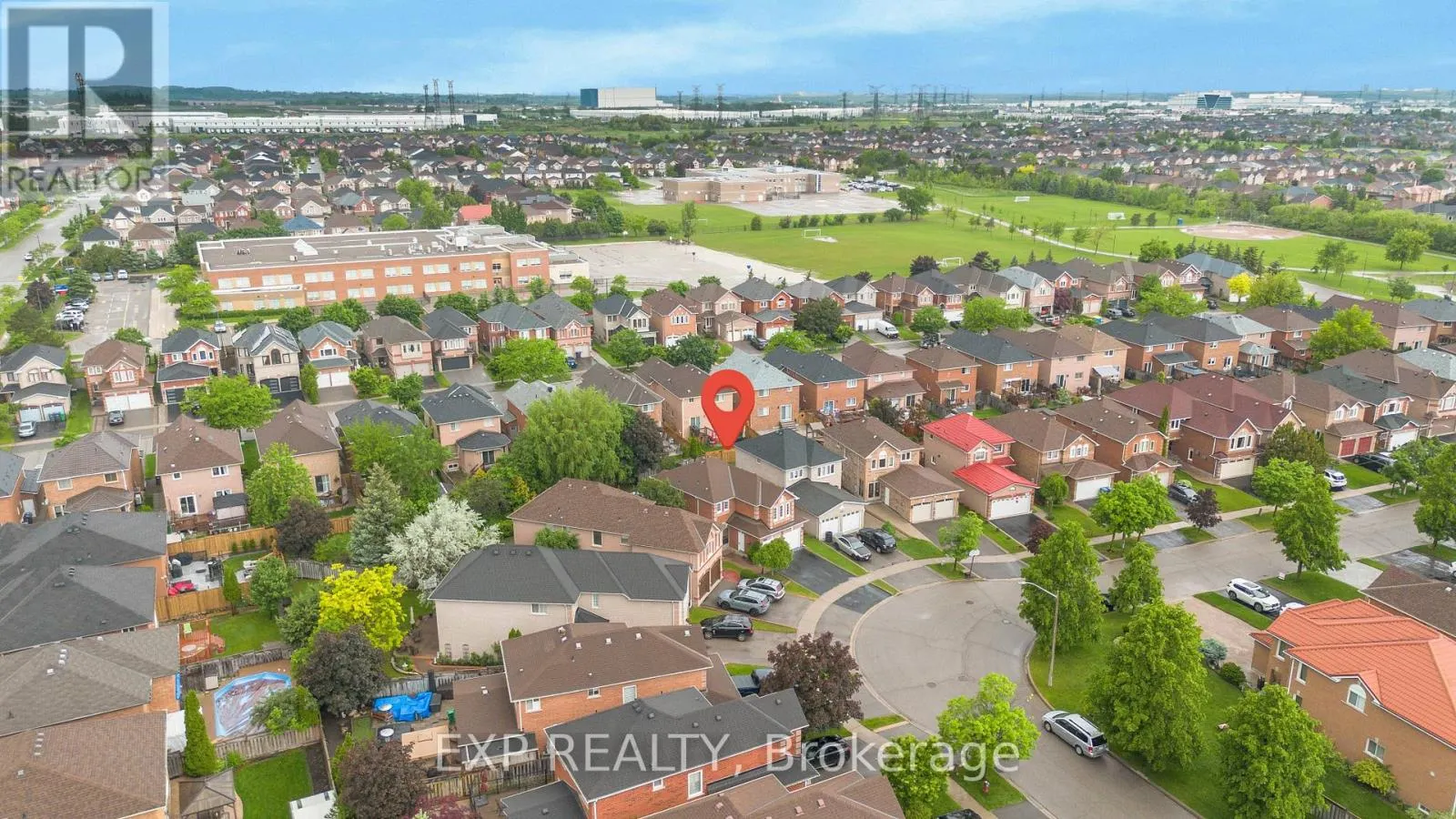 7159 SPYGLASS CRESCENT