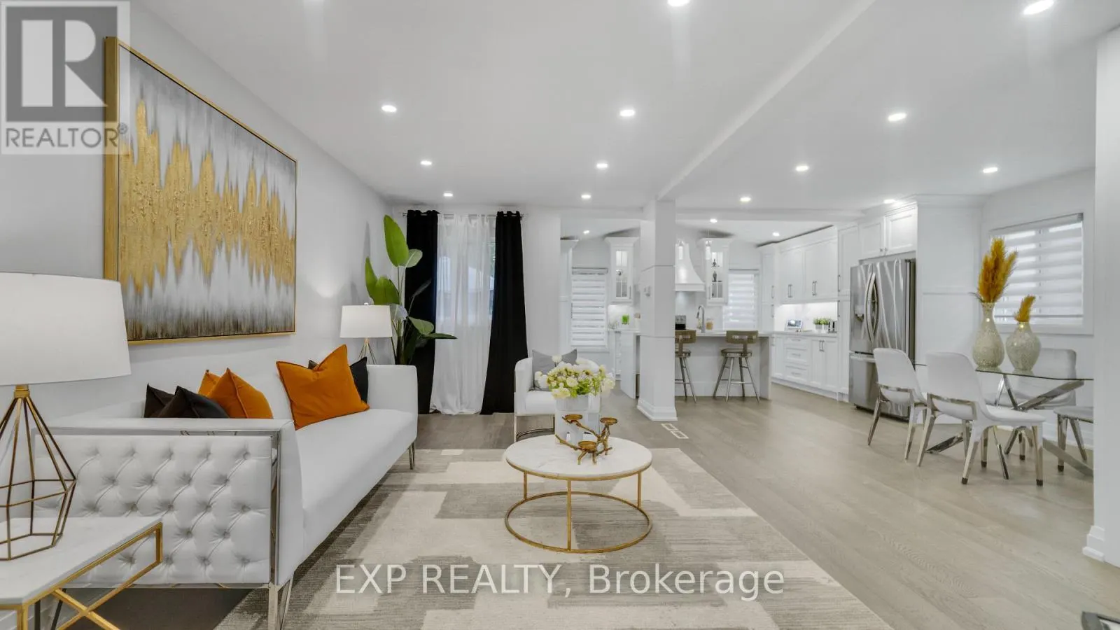 7159 SPYGLASS CRESCENT