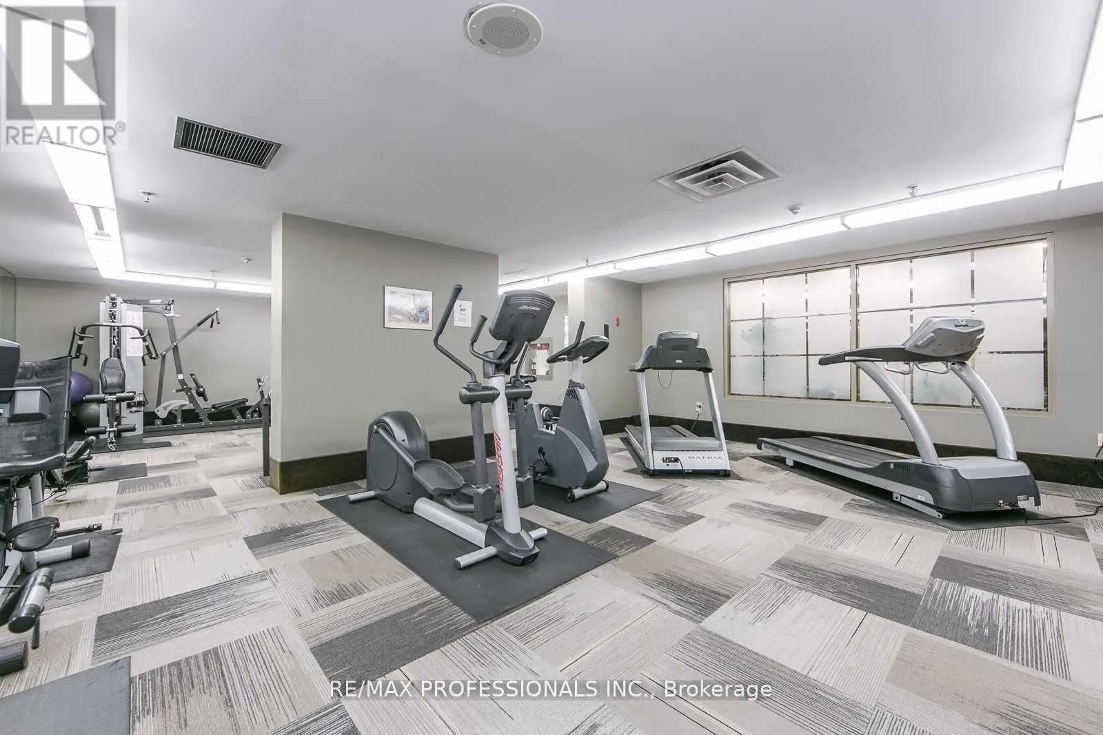 1703 - 700 CONSTELLATION DRIVE