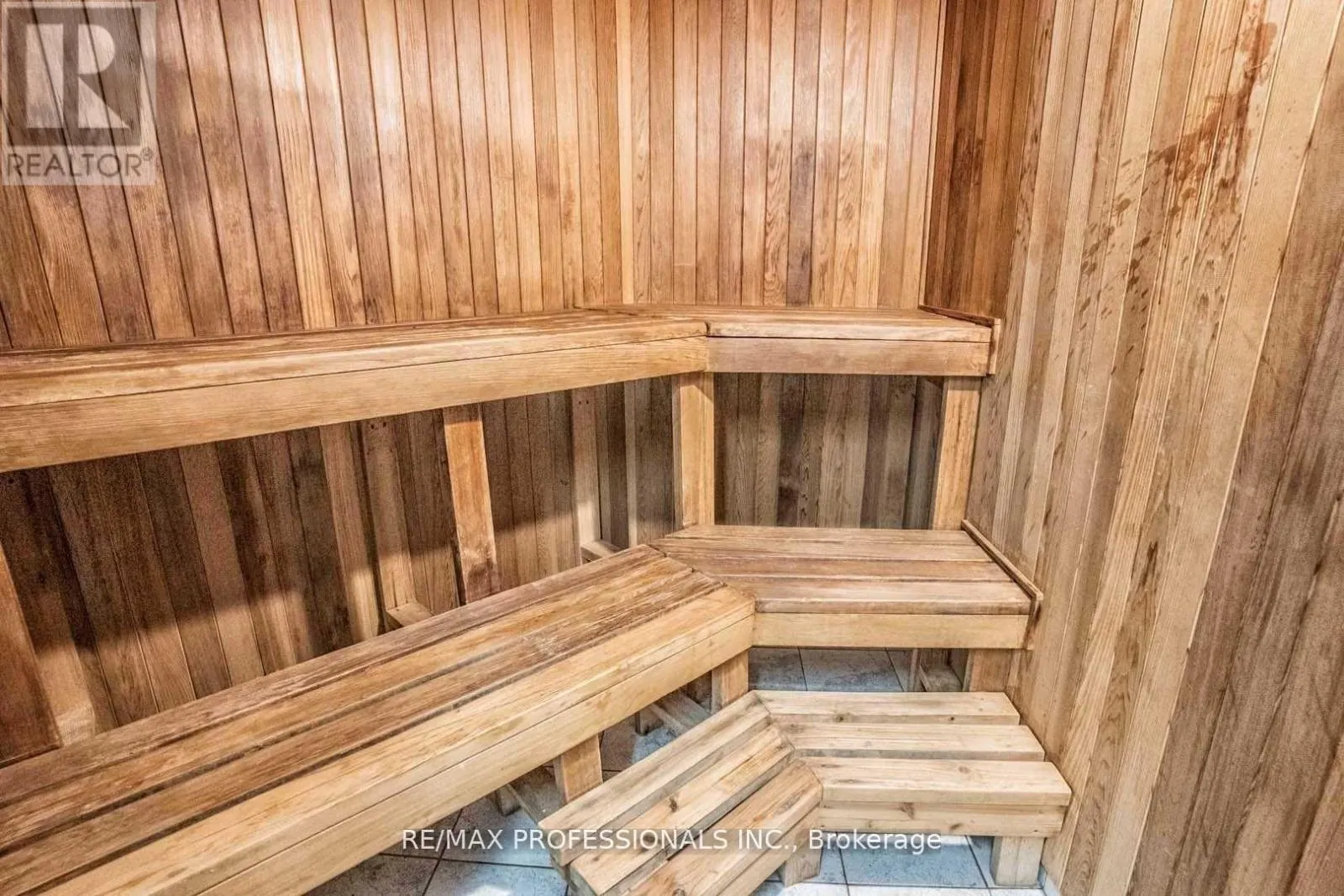 1703 - 700 CONSTELLATION DRIVE