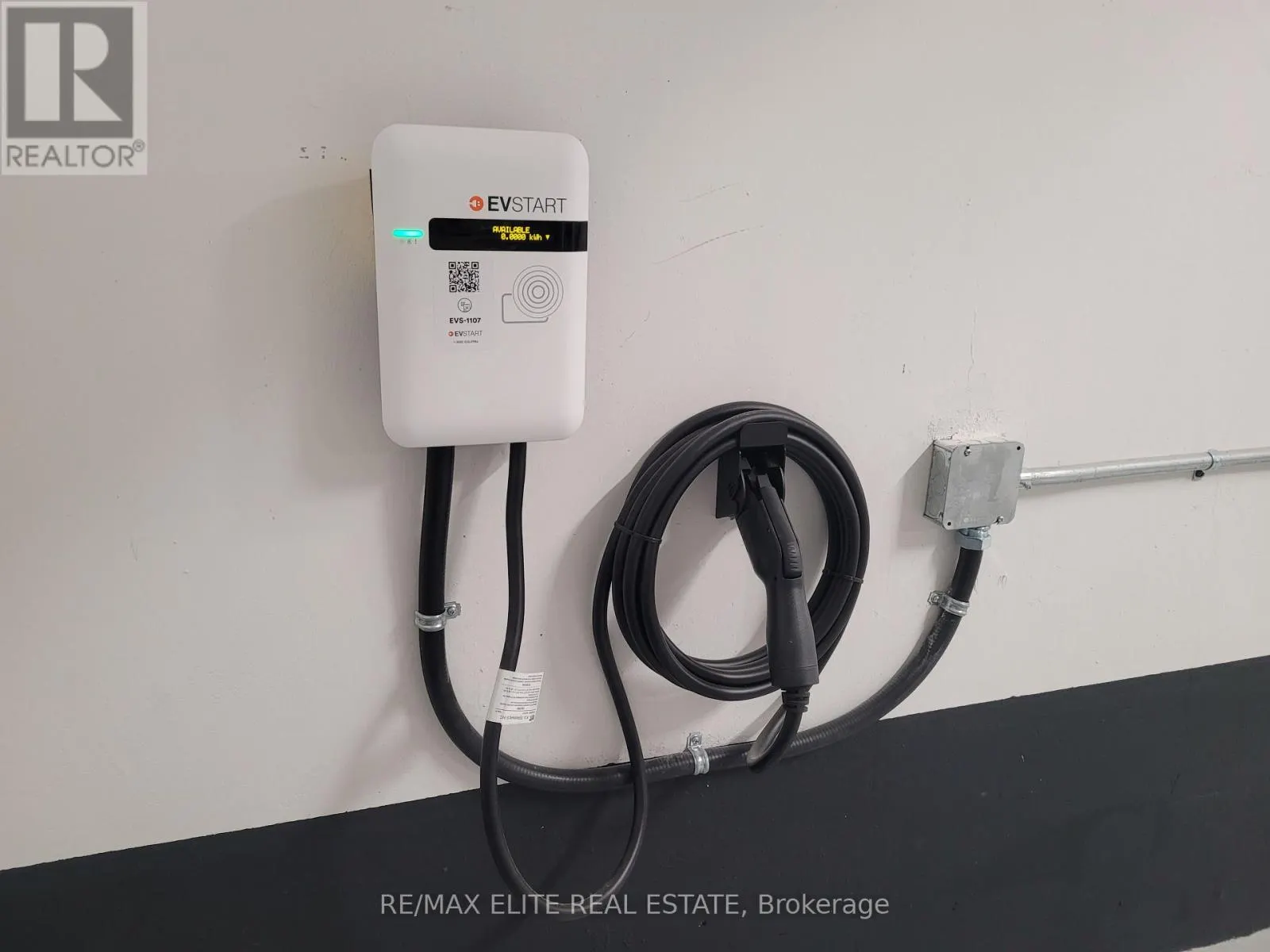 1104 - 3240 WILLIAM COLTSON AVENUE