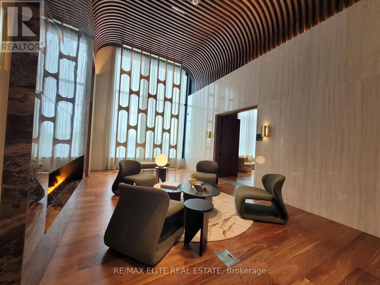 1104 - 3240 WILLIAM COLTSON AVENUE