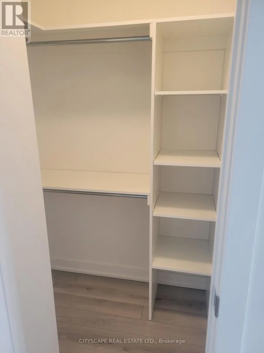 603 - 3071 TRAFALGAR ROAD