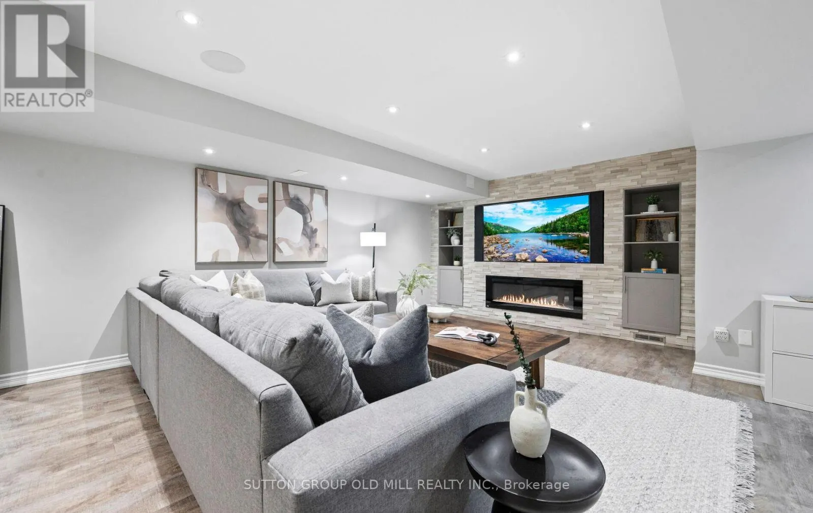 3304 STALYBRIDGE DRIVE