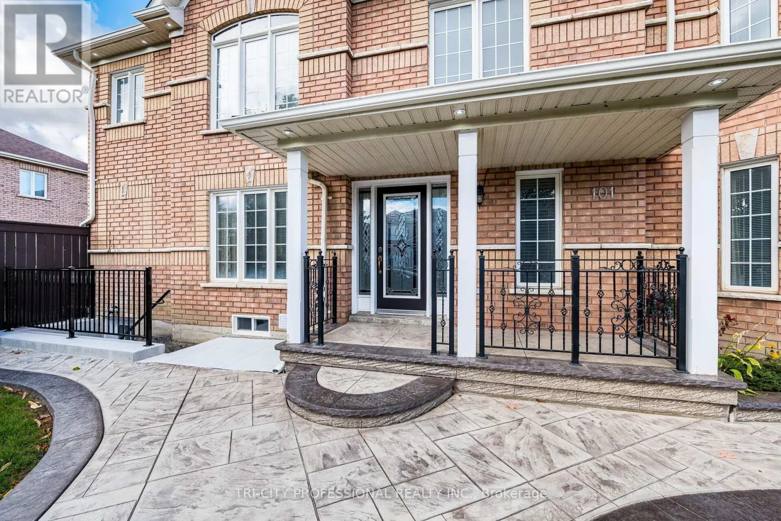 101 WILLIAMSON DRIVE