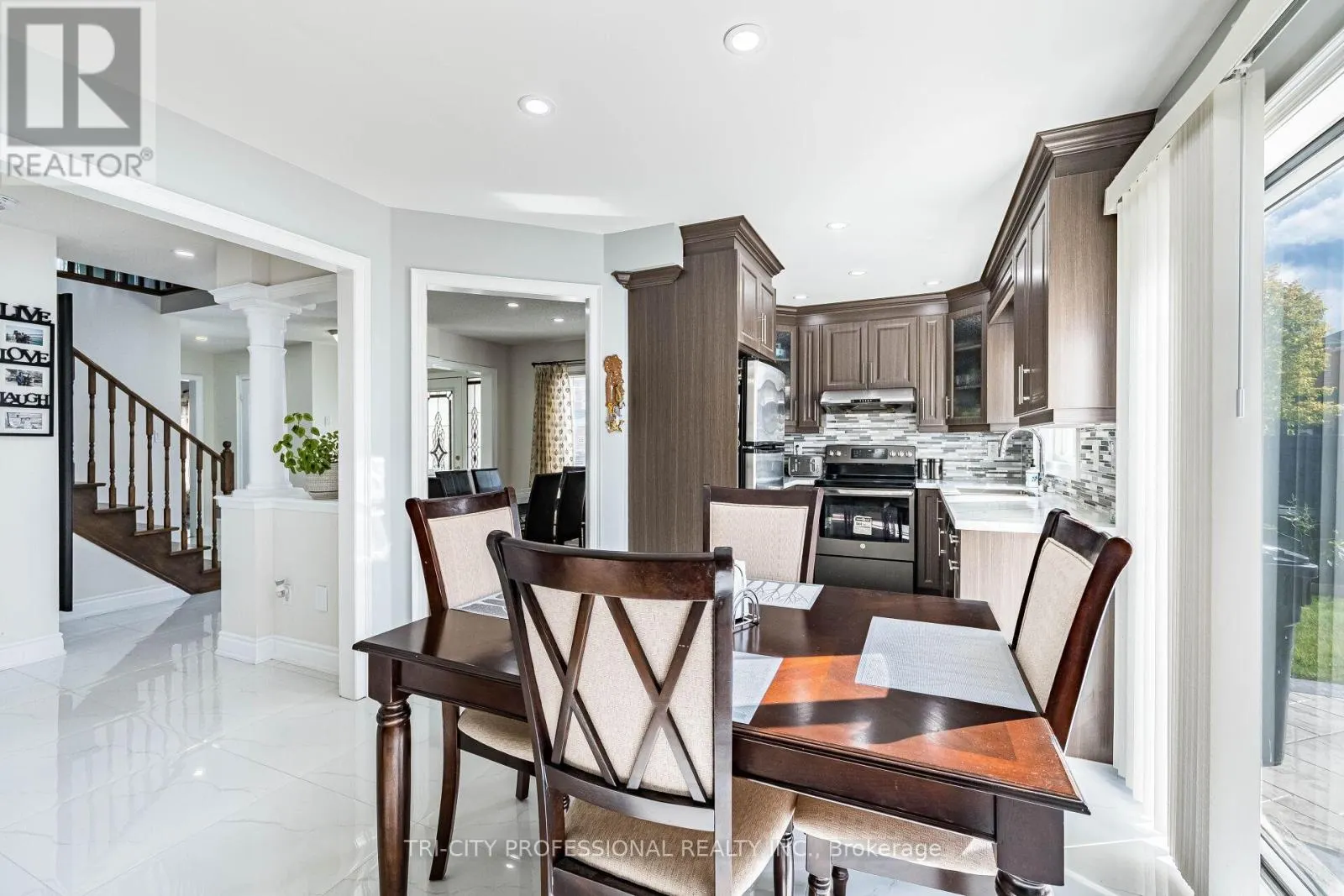 101 WILLIAMSON DRIVE