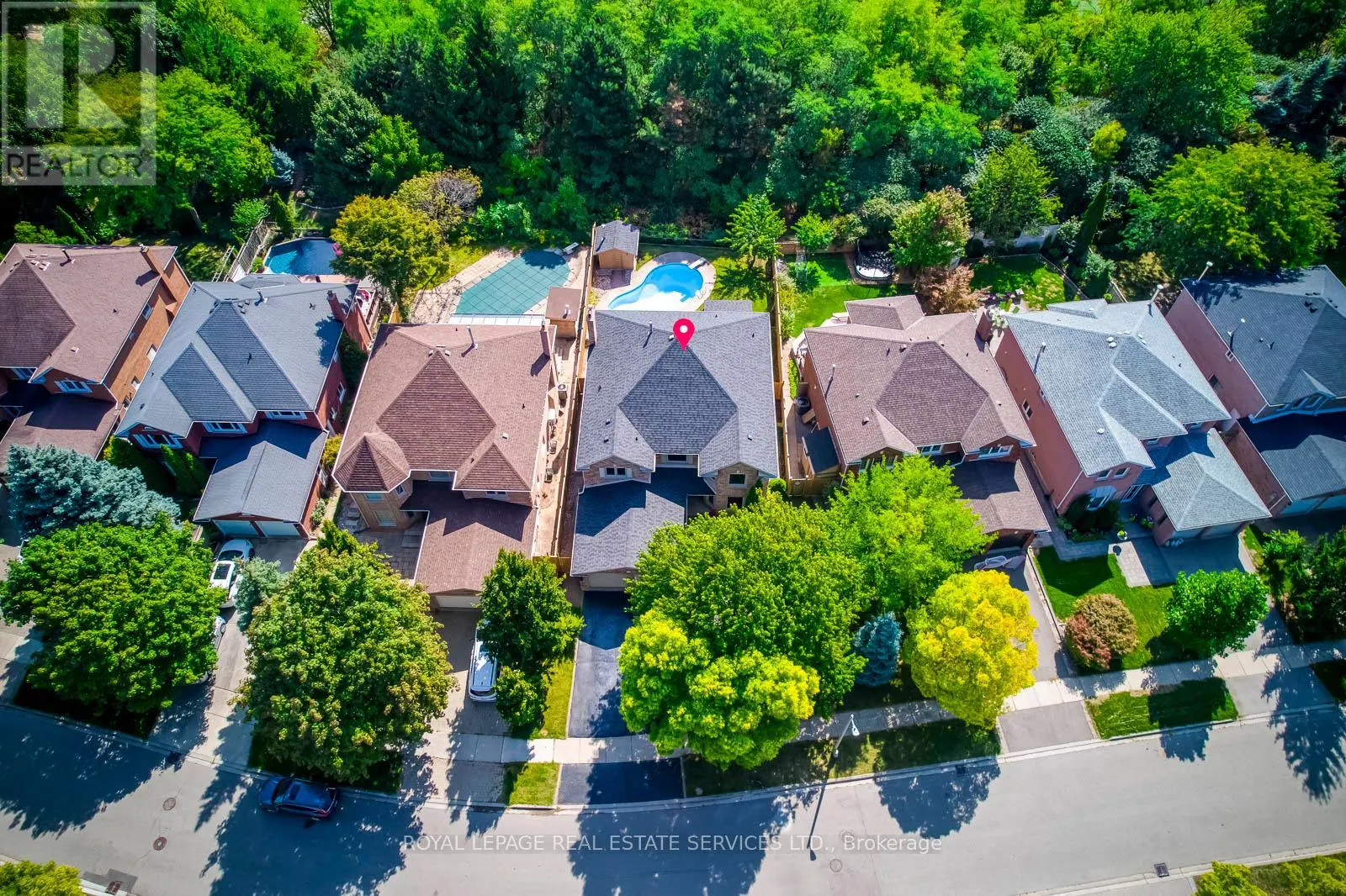 1366 FIELDCREST LANE