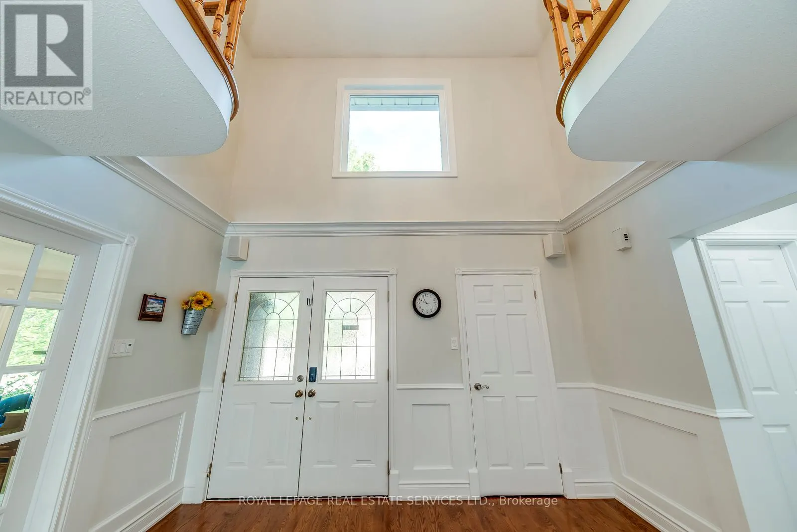 1366 FIELDCREST LANE