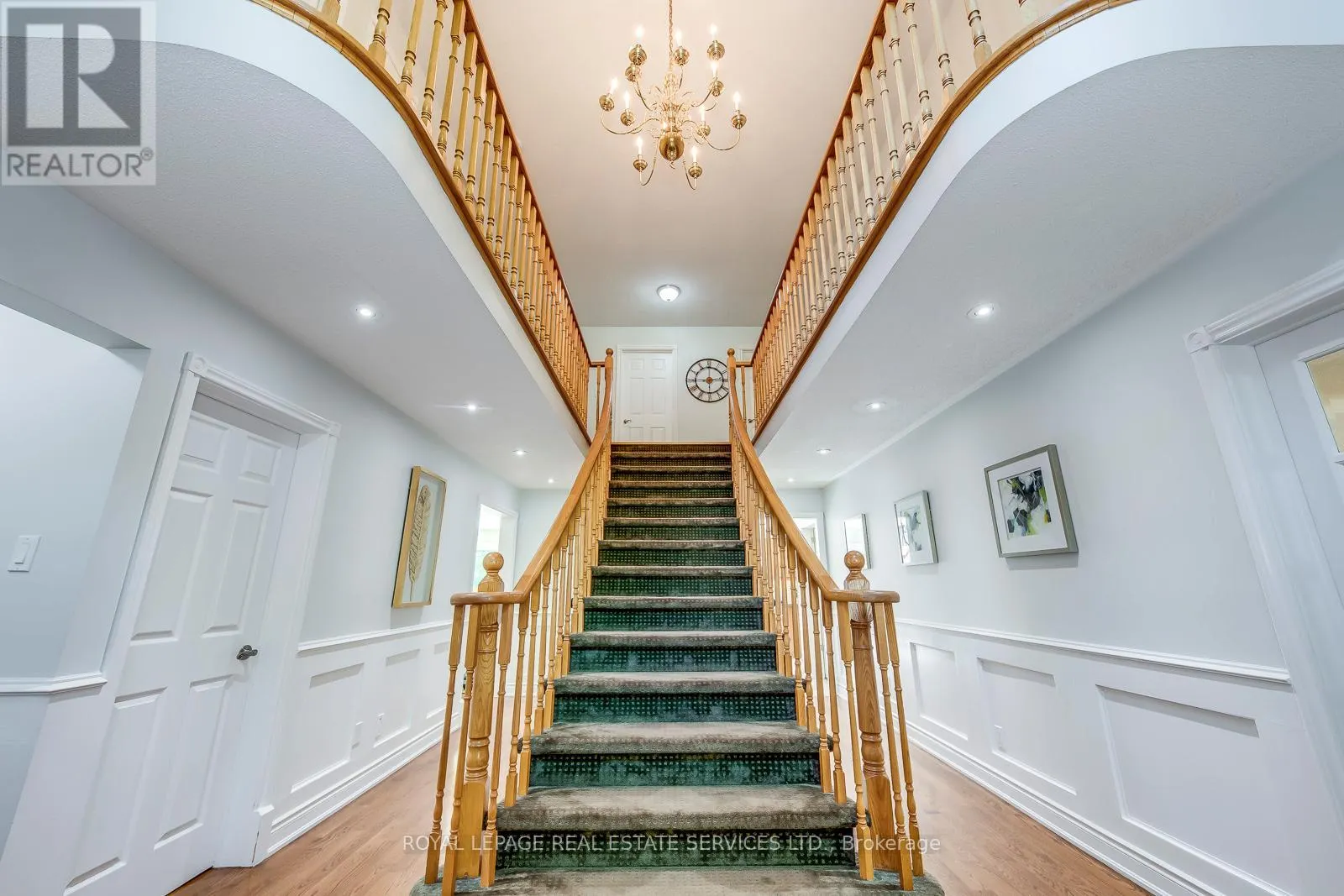 1366 FIELDCREST LANE